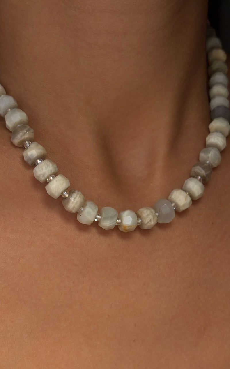 Caracola gold filled 14/20 necklace - Guayaba