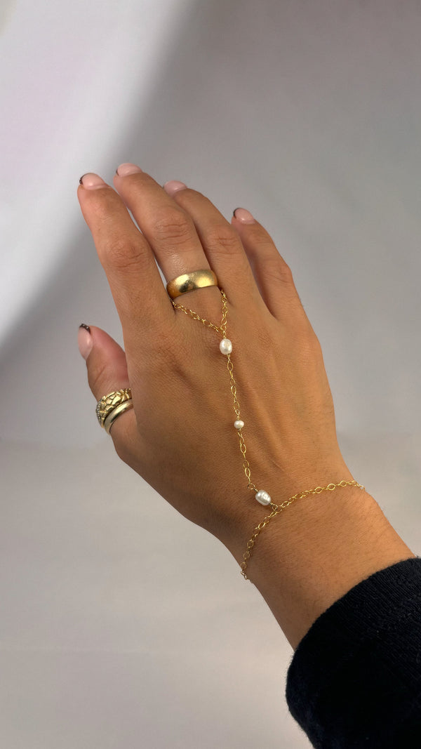 Pearl hand chain