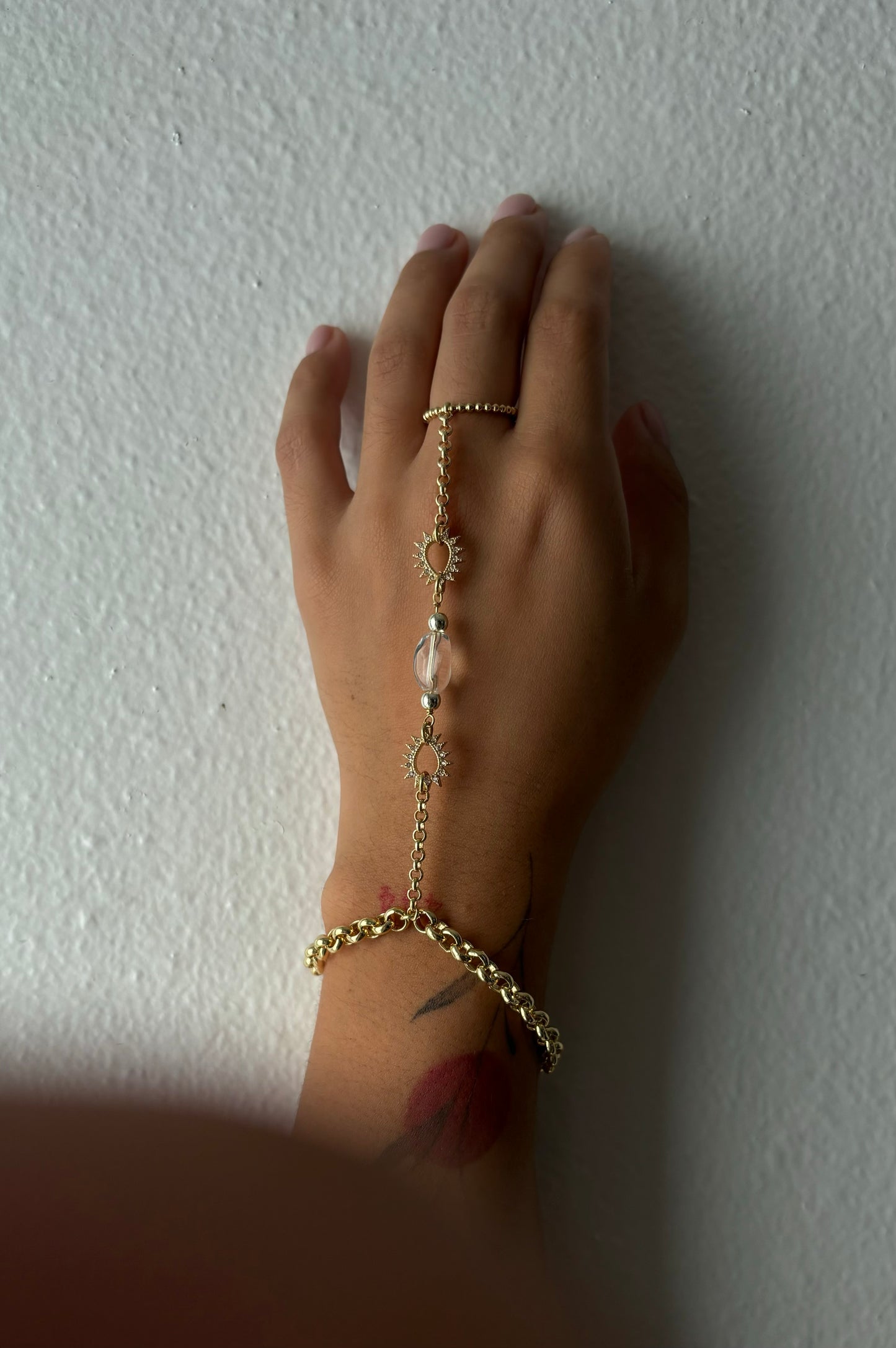 Enlighten hand chain