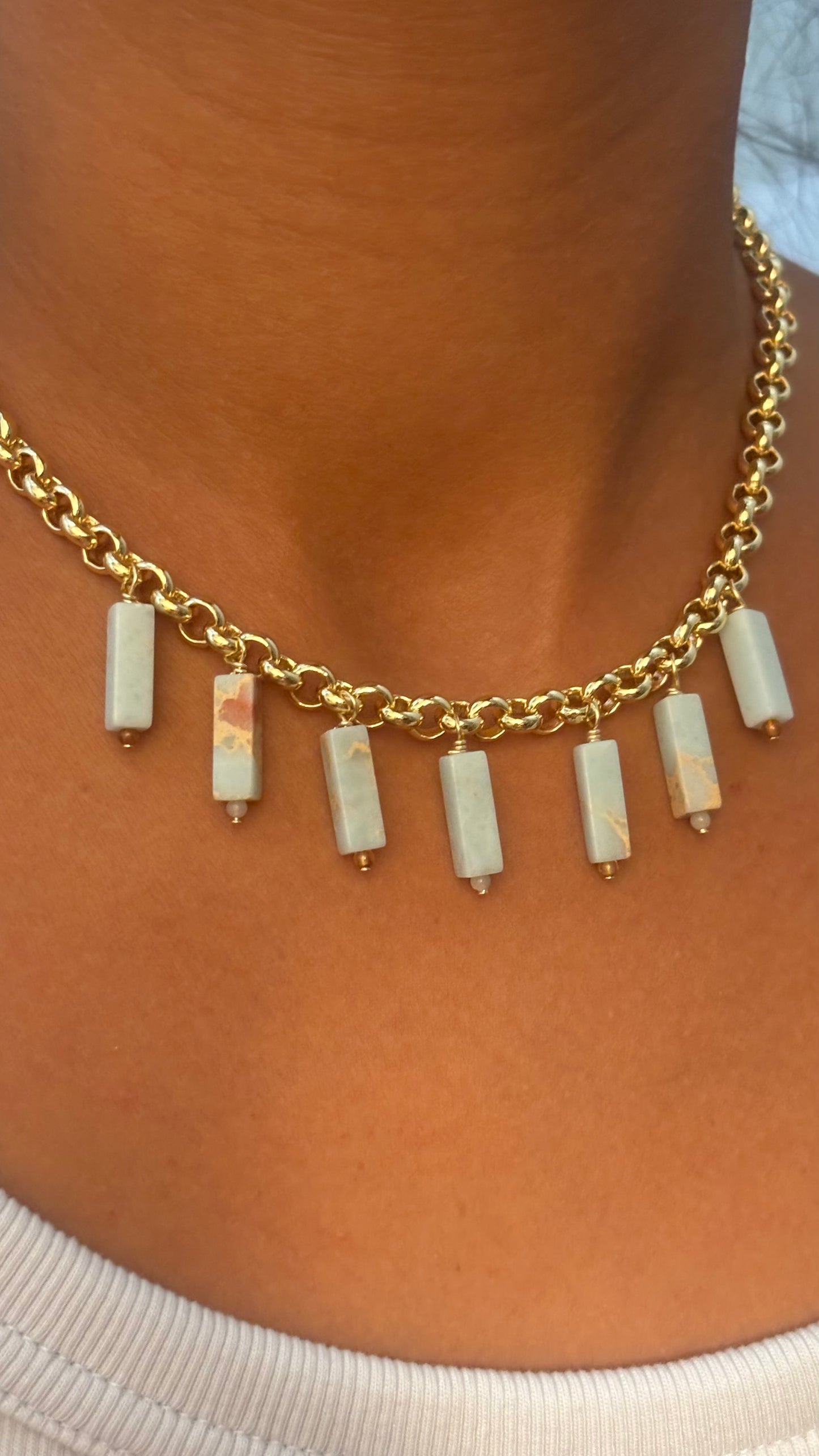 Niseff necklace - Guayaba