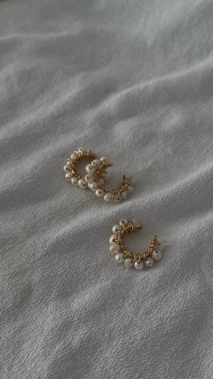 Pearl ear cuff (Pre-order)