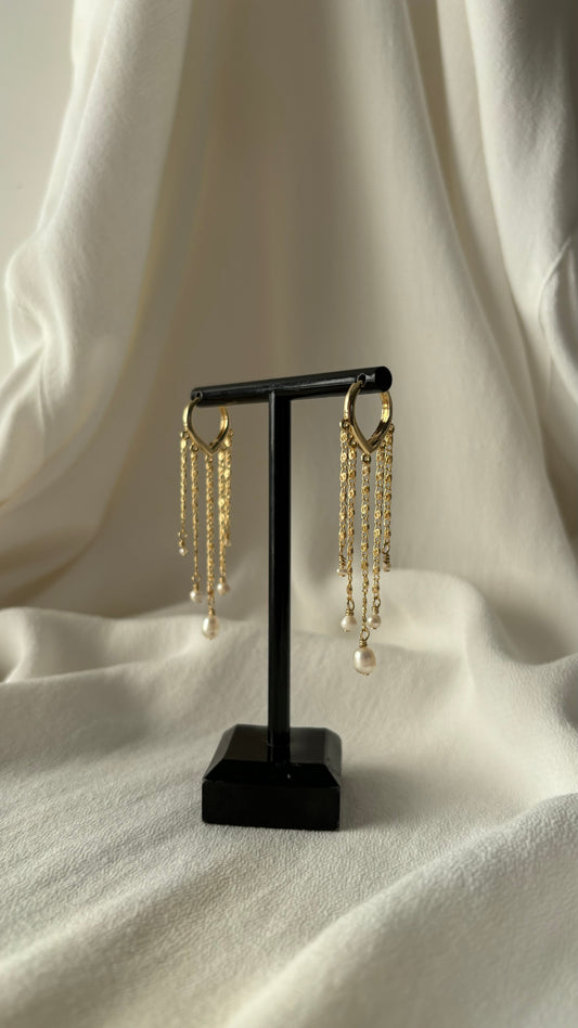 Waterfall pearls gold earrings