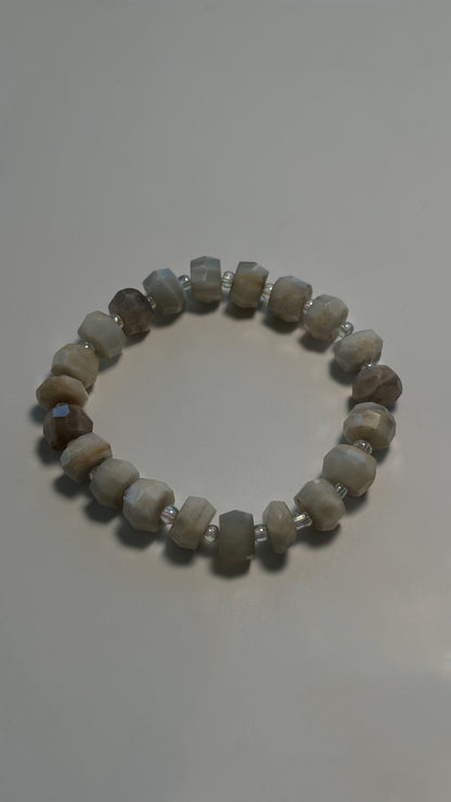 Caracola bracelet