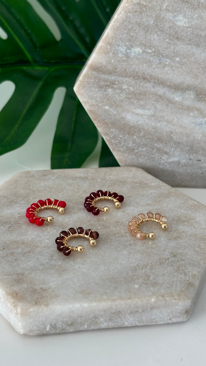 Color reflection ear cuff - Guayaba