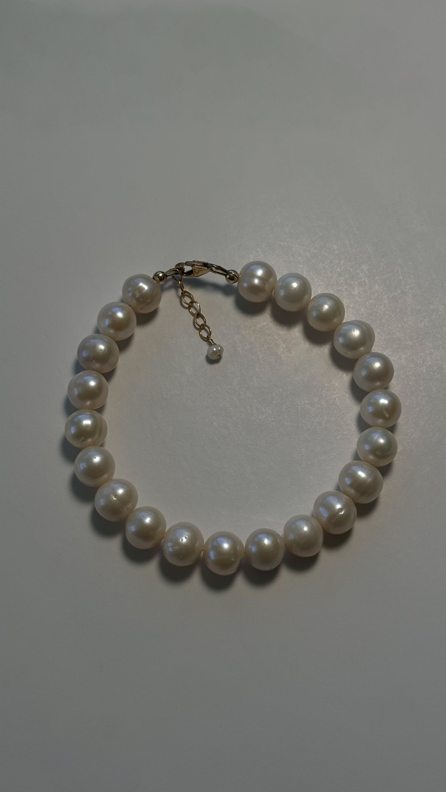 Freshwater pearls gold filled 14/20 bracelet