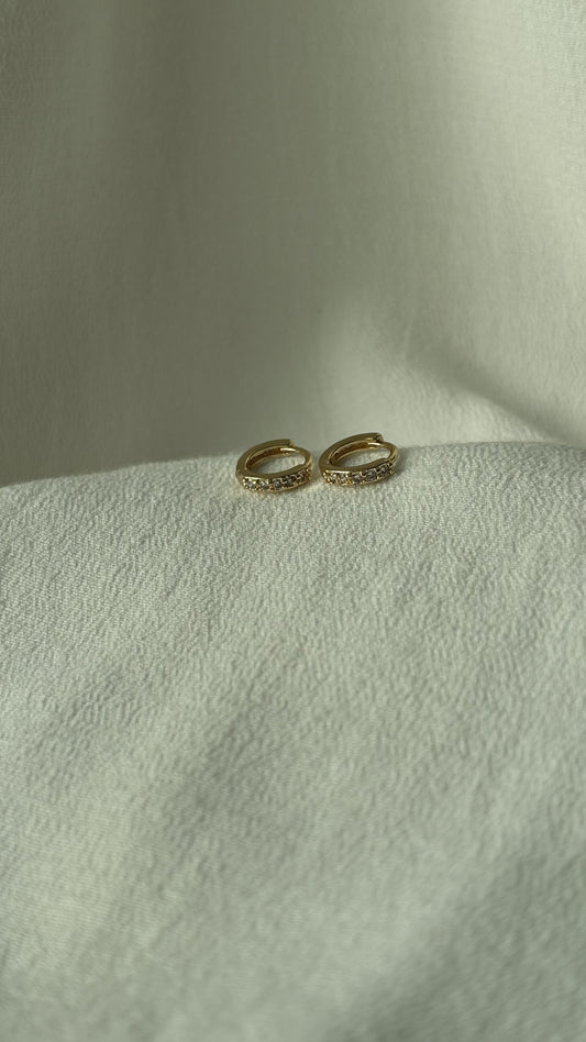 Zirconia gold hoop