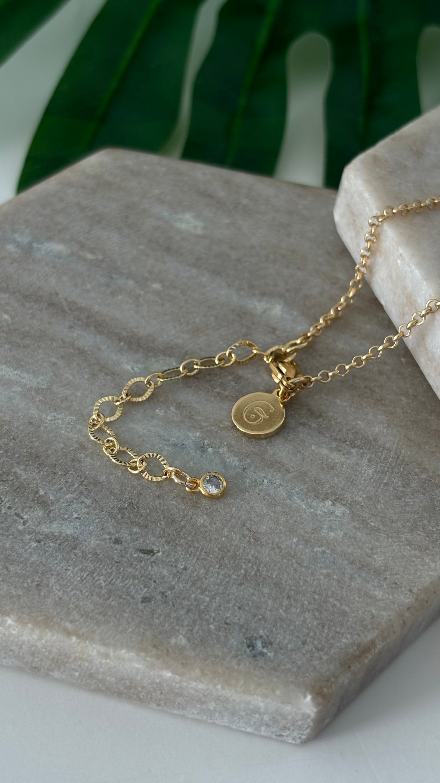 Leopard gold necklace