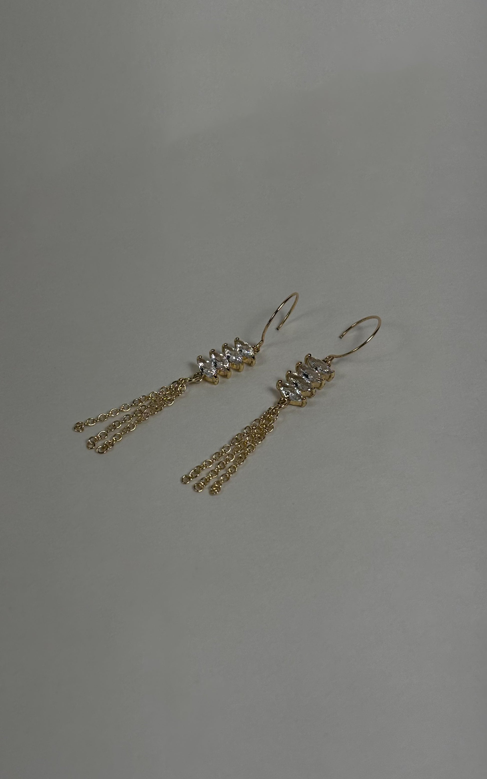 Zirconia gold rain earrings - Guayaba