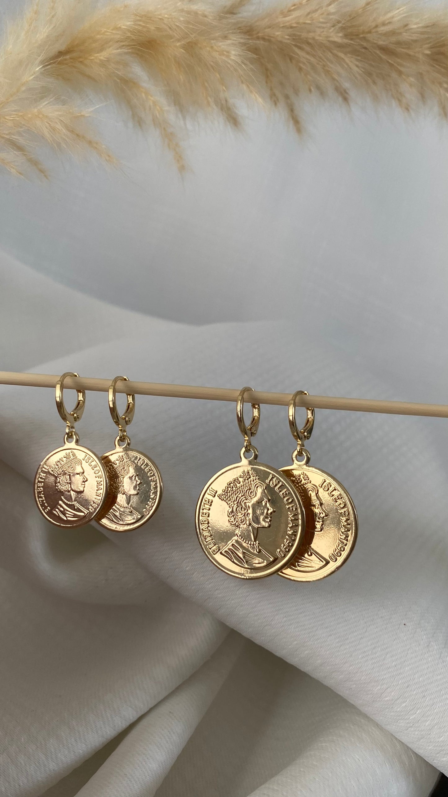 Elizabeth earrings